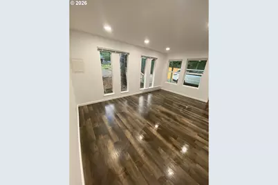 850 W Powell Blvd, Gresham, OR 97030 - Photo 6