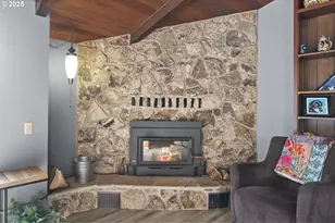 34501 Knox Butte Rd E, Albany, OR 97322 - Photo 12