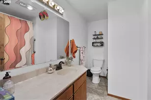 34501 Knox Butte Rd E, Albany, OR 97322 - Photo 18