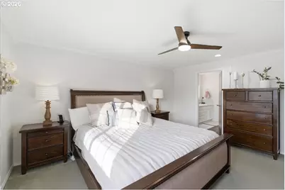 229 Hazelbrook Dr, Keizer, OR 97303 - Photo 32