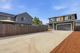 609 S Wynooski St, Newberg, OR 97132 - Photo 2