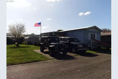 1000 N 8th St #20, Reedsport, OR 97467 - Photo 1