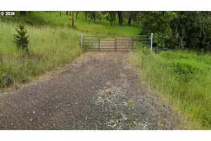 540 Horizon Ln, Myrtle Creek, OR 97457 - Photo 1