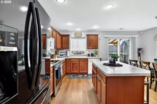 10328 SE Ramona St, Portland, OR 97266 - Photo 10