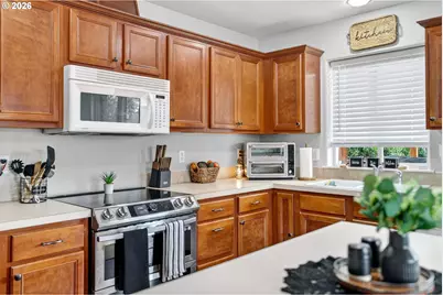 10328 SE Ramona St, Portland, OR 97266 - Photo 12