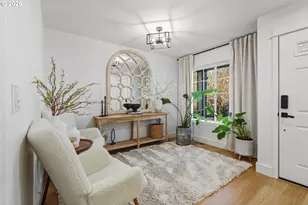 37810 Hamilton Ridge Dr, Sandy, OR 97055 - Photo 4