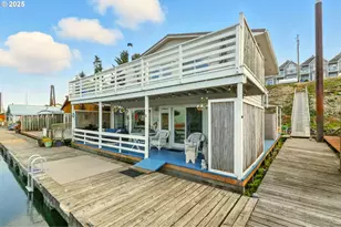 535 NE Bridgeton Rd, Portland, OR 97211 - Photo 2