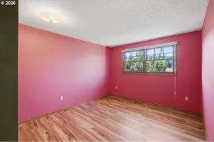 895 NW 3rd St, Gresham, OR 97030 - Photo 18