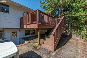 895 NW 3rd St, Gresham, OR 97030 - Photo 38