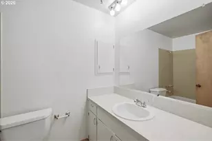 895 NW 3rd St, Gresham, OR 97030 - Photo 24