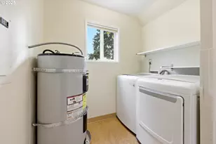 9314 N Tioga Ave, Portland, OR 97203 - Photo 16