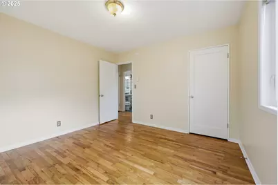 9314 N Tioga Ave, Portland, OR 97203 - Photo 18