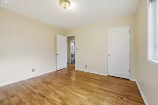9314 N Tioga Ave, Portland, OR 97203 - Photo 18