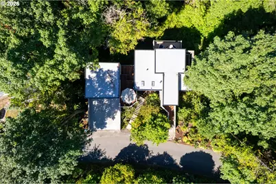 3128 SW Cascade Dr, Portland, OR 97205 - Photo 38