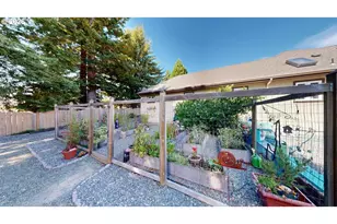 911 Midland Way, Brookings, OR 97415 - Photo 30
