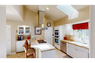 911 Midland Way, Brookings, OR 97415 - Photo 6