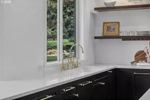 2300 Condor Dr, Redmond, OR 97756 - Photo 6