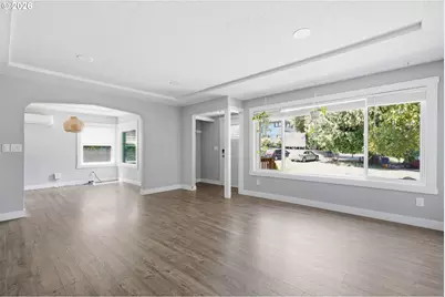 5724 NE 60th Ave, Portland, OR 97218 - Photo 12