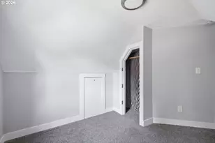 5724 NE 60th Ave, Portland, OR 97218 - Photo 6