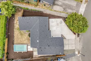 12450 SW Bell Ct, Tigard, OR 97223 - Photo 30