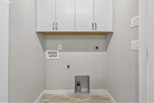 9602 SE 74th Ave, Milwaukie, OR 97222 - Photo 32