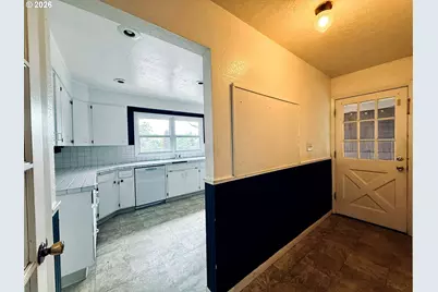 2827 Ocean Beach Hwy, Longview, WA 98632 - Photo 10