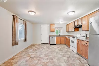 96 Dirk Ln, Kelso, WA 98626 - Photo 4