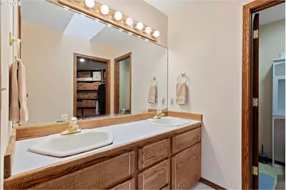 10125 SW 72nd Ave, Tigard, OR 97223 - Photo 20