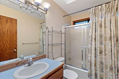 10125 SW 72nd Ave, Tigard, OR 97223 - Photo 28