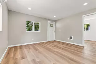 954 NE Norway St, Salem, OR 97301 - Photo 8