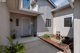 1827 NW Doral St, McMinnville, OR 97128 - Photo 12