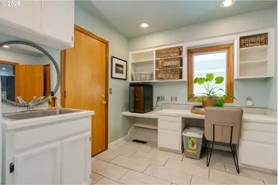 1827 NW Doral St, McMinnville, OR 97128 - Photo 24