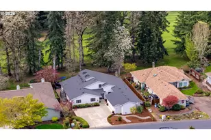 1827 NW Doral St, McMinnville, OR 97128 - Photo 10