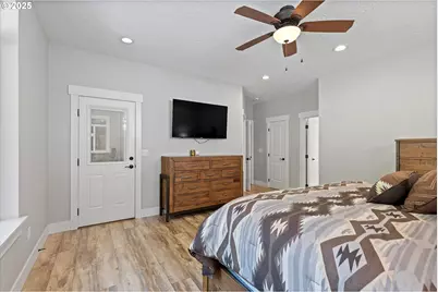 385 N Deer Dr, Otis, OR 97368 - Photo 20