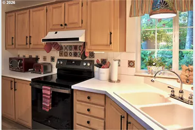 625 Glenbrook Cir, Florence, OR 97439 - Photo 20