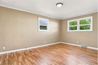 1099 Arcadia Dr, Eugene, OR 97401 - Photo 24