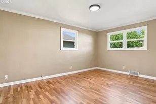 1099 Arcadia Dr, Eugene, OR 97401 - Photo 24