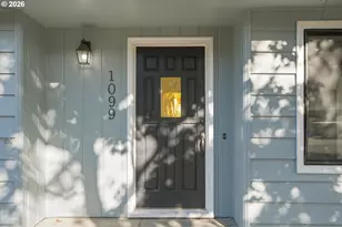 1099 Arcadia Dr, Eugene, OR 97401 - Photo 4