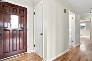 1099 Arcadia Dr, Eugene, OR 97401 - Photo 20