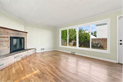 1099 Arcadia Dr, Eugene, OR 97401 - Photo 16