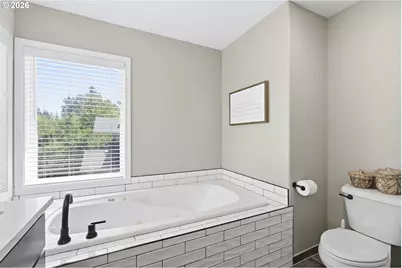 17499 SW Kinglet Dr, Sherwood, OR 97140 - Photo 32