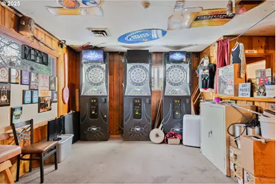 1107 N Pacific Ave, Kelso, WA 98626 - Photo 8