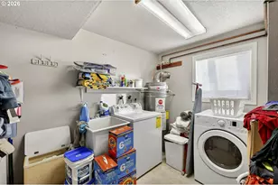 2445 Debok Rd, West Linn, OR 97068 - Photo 32