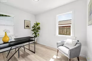 1718 NE Walnut Ave, Wood Village, OR 97060 - Photo 20