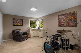 3370 SW Vista Dr, Portland, OR 97225 - Photo 28