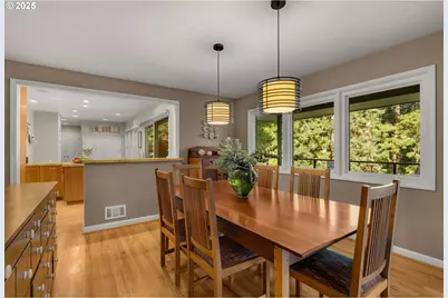 3370 SW Vista Dr, Portland, OR 97225 - Photo 10