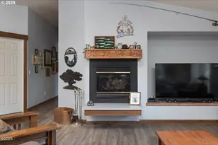 25855 Chinook St, Cloverdale, OR 97112 - Photo 8