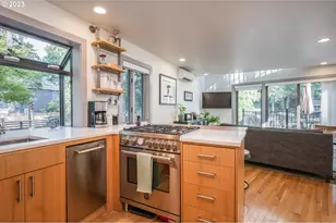 3300 South Shore Blvd, Lake Oswego, OR 97034 - Photo 2