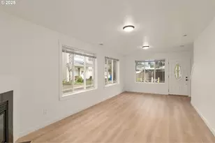 14553 SE Rhine St, Portland, OR 97236 - Photo 8