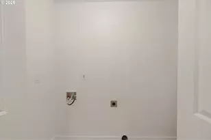 14553 SE Rhine St, Portland, OR 97236 - Photo 24